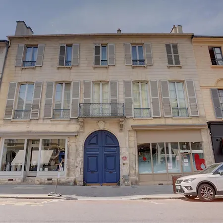 Apartamento Le Lazare - Versalhes