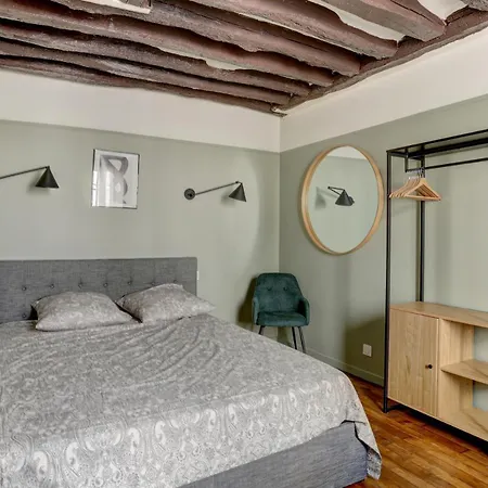 Apartamento Le Lazare - Versalhes